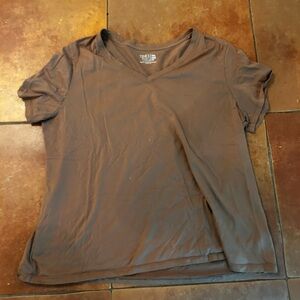 Time and Tru Women's Short Sleeve Brown Tee